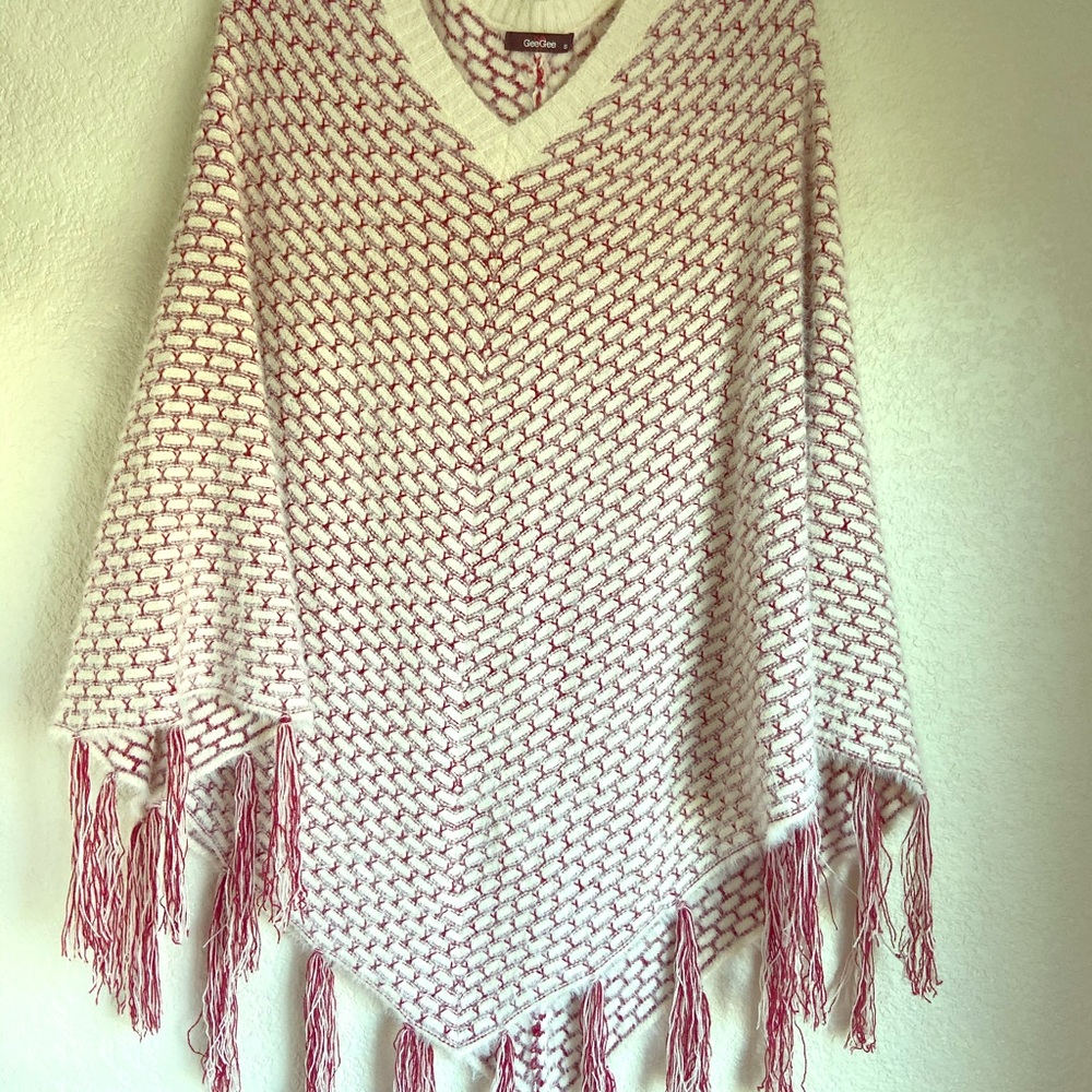 Gee Gee knit 🧶 poncho